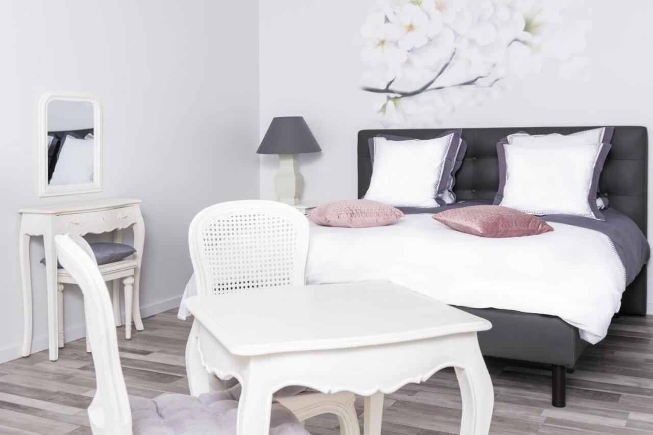 L'Attrap'Reves : Le Confort Hotelier, La Convivialite En Plus Ergersheim Kültér fotó